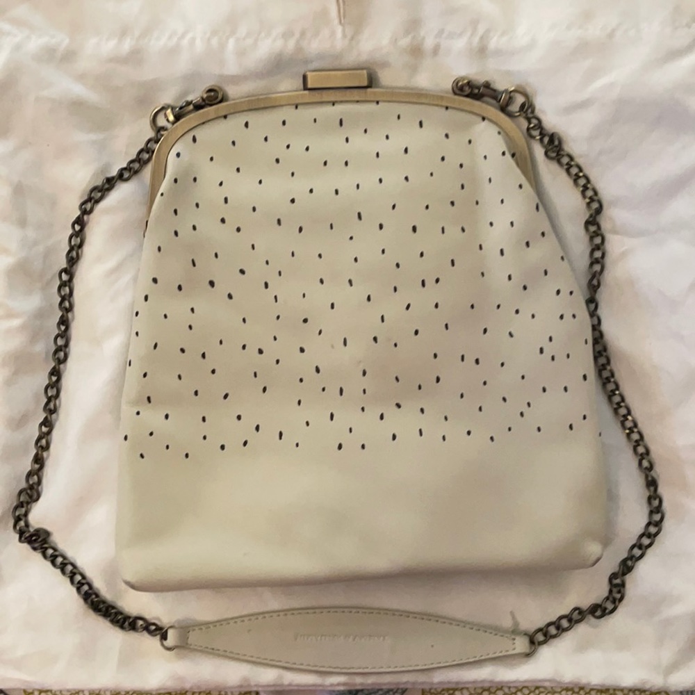 Shoulder purse